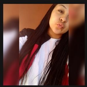 Meet your Posher, Malena